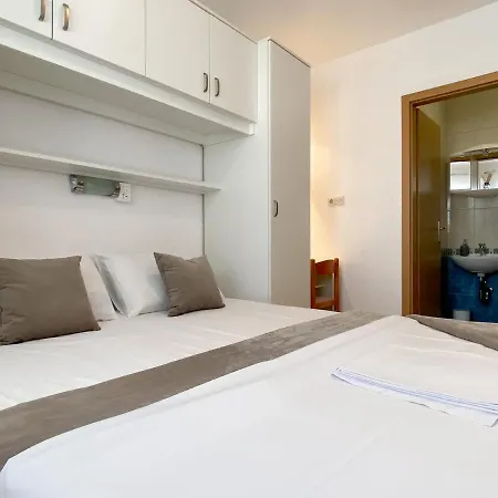 Apartments Paladin Makarska Exterior photo