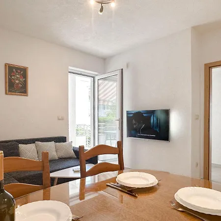 Apartments Paladin Makarska Exterior photo