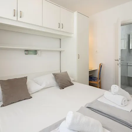 Apartments Paladin Makarska Exterior photo