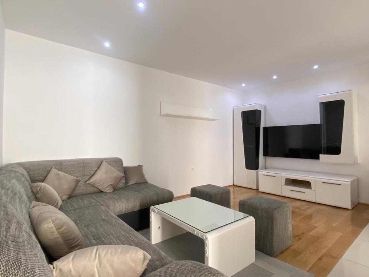 Paladin Apartment