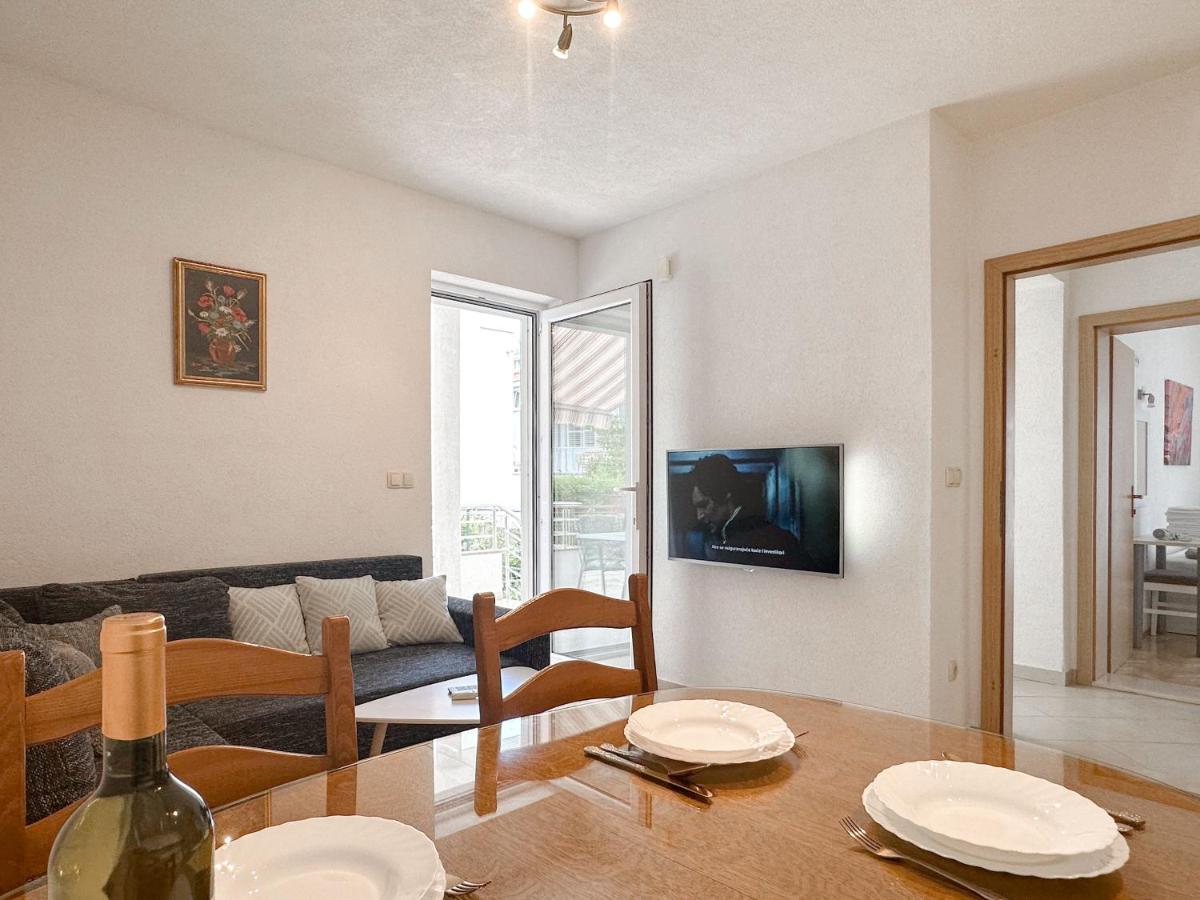 Apartment Paladin *